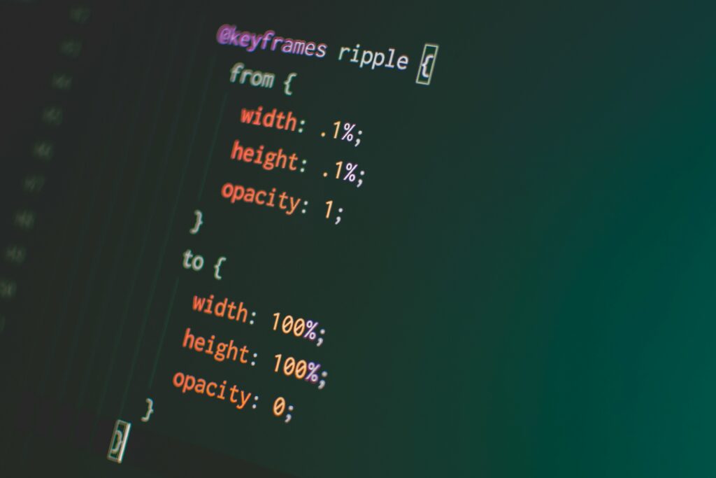 trecho de código CSS com medidas de width, height e opacity em porcentagem.